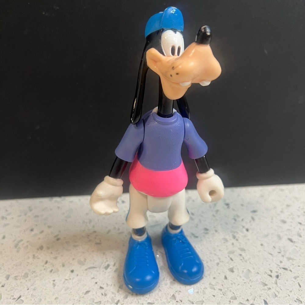 Vintage 1989 ARCO DISNEY Skateboarder Goofy Fully Poseable Figure Baseball Hat